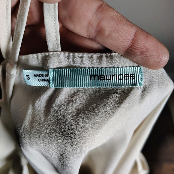 Maurices Off White Blouse - Picture 3 of 3